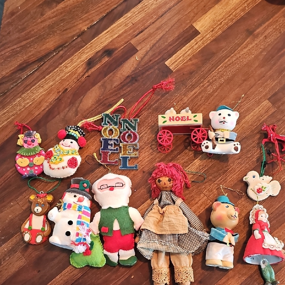VINTAGE 14 Colorful Christmas Ornaments Glass Wood Mid Century Modern 70s 80s